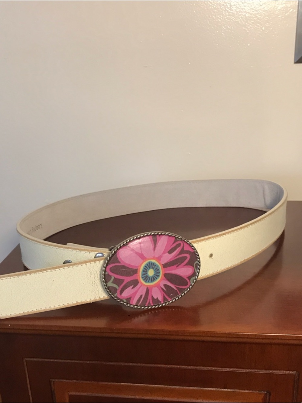 Women’s Cream Belt with removable Pink Floral Oval Buckle 30-32 in